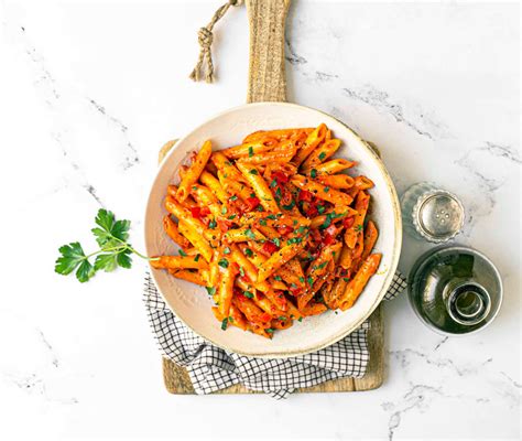 Penne Con Salsa Di Peperoni Alla Vodka Cucinofacile