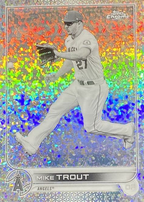 Mike Trout 2022 Topps Chrome 200 Black White Mini Diamond Refractor