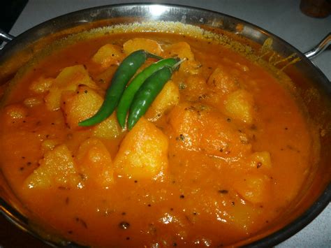 Easy Peasy Potato Curry Give Me Some Spice