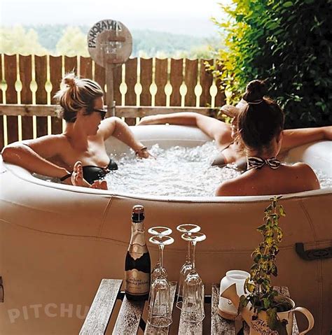 Lodges Cabins Pods Or Huts With Hot Tubs From Pitchup