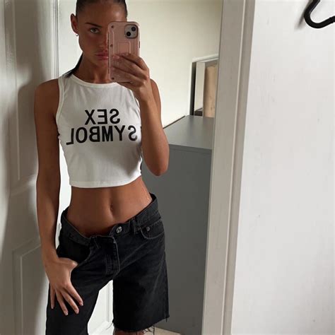 SEX SYMBOL Baby Cropped Tshirt Size Small Would Fit Depop