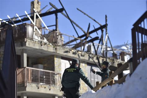 Fotos de las viviendas de Panticosa tras el incendio Imágenes