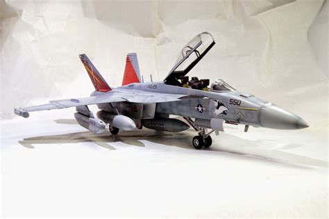 Fine Scale Aviation: EA-18G Growler 1/48 Italeri