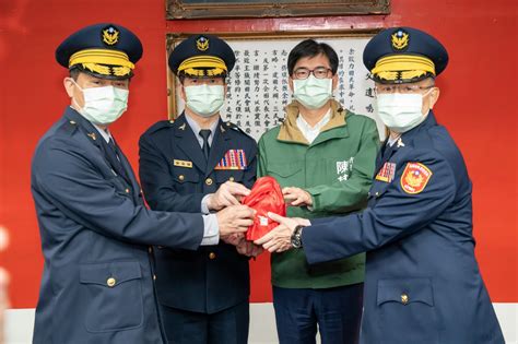 高市警局分局長、大隊長交接 陳其邁治安工作沒有蜜月期│高雄