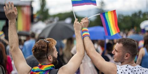 Organiser Une Marche Des Fiert S R Ussie Lgbt