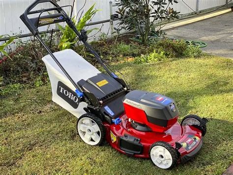 Who Makes Toro Mowers? What You Need To Know - Lawnal