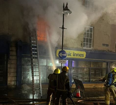 Mansfield Fire Breaks Out At Town Centre Estate Agents Bbc News