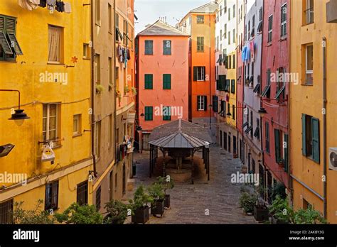 Genoa Italy City Centre Hi Res Stock Photography And Images Alamy