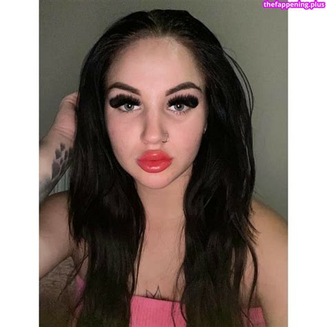 Amator Csajok F Lillaa Petratimea Nude OnlyFans Photo The Fappening Plus