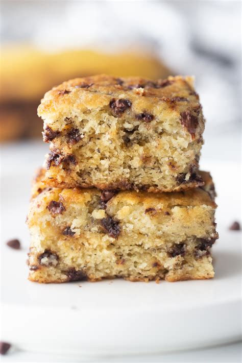 Chocolate Chip Banana Snack Cake - Recipes For Holidays