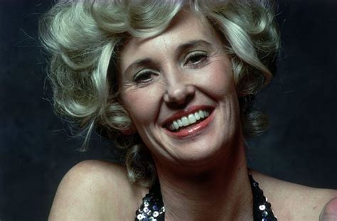 10 Best Tammy Wynette Songs of All Time - Singersroom.com