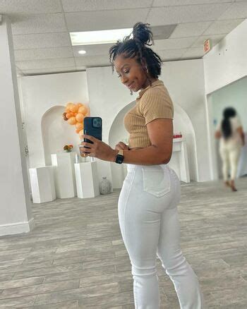 irissiri irisyiyi 艾怡 Nude OnlyFans Photo The Fappening Plus