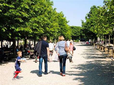 Weather in Paris in June: What to Expect and Packing Tips