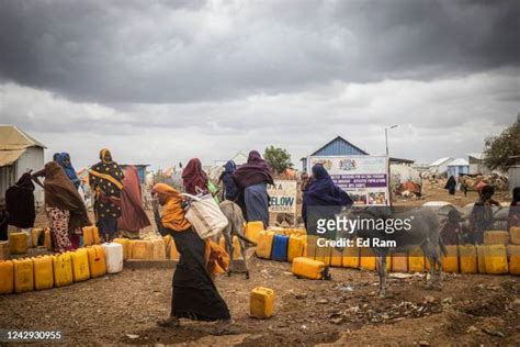 Somalia Water Fotografías E Imágenes De Stock Getty Images