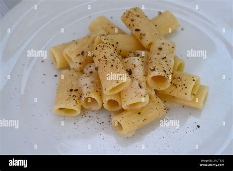 Rigatoni Cacio E Pepe Italian Pasta With Pecorino Romano Cheese And