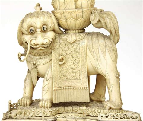 51bidlive Three Chinese Ivory Carvings