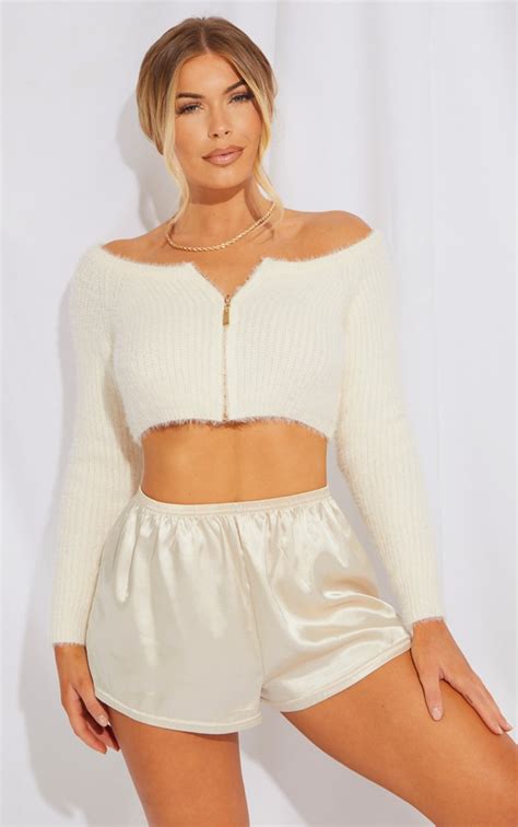 Cream Eyelash Knit Zip Through Crop Top Prettylittlething Usa