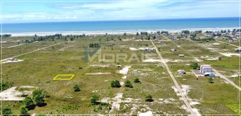 Terreno a 600 metros do mar em Balneário Gaivota SC em Balneário