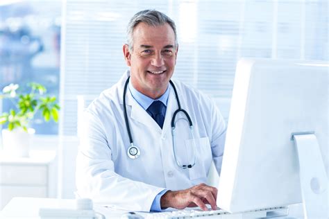 What is a Workers Comp Doctor and When Should I See One? - Workers