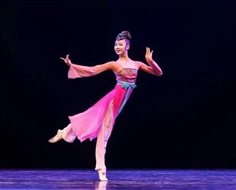 Elegant Elegance A Chinese Classical Dance Performance Events News