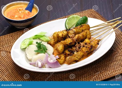 Huhn Satay Mit Erdnussso E Indonesische Aufsteckspindelnk Che