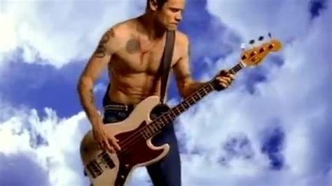 The Bass Of Flea From The Red Hot Chili Peppers In Californication Spotern