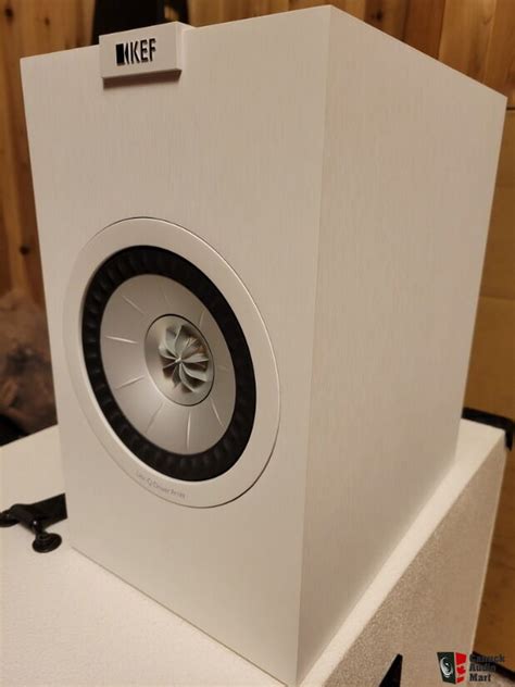 KEF Q150 single (white) For Sale - Canuck Audio Mart