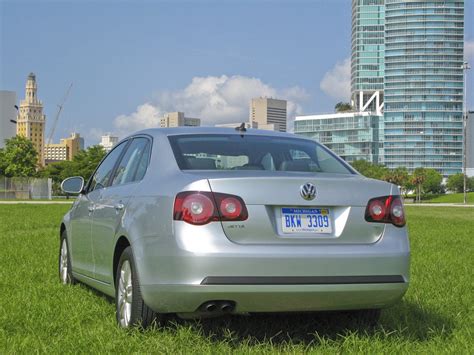 Volkswagen Jetta TDI - Gallery | Top Speed