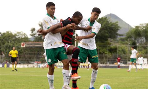 Corinthians E Palmeiras Vencem Pelo Brasileiro Sub Santos Empata E