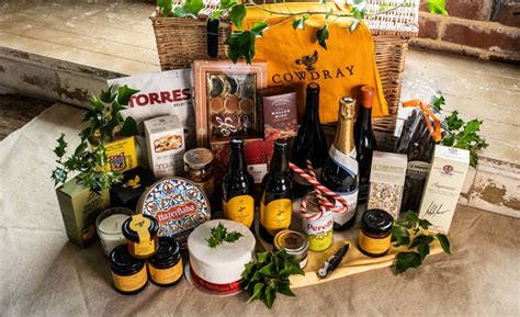 The Best Christmas Hampers For 2022 The Wedding Edition