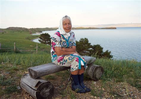 Байкальская отшельница. Как на самом деле живет знаменитая баба Люба ...