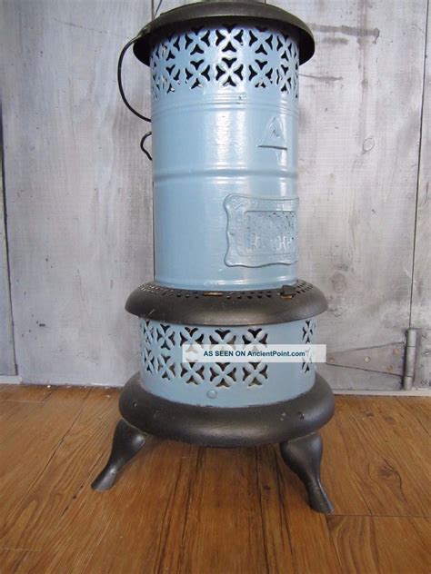 Vintage Perfection 630 Smokeless Oil Kerosene Heater Blue Porcelain Usa