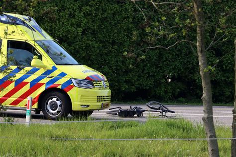 Fotonieuws Fietser 88 Omgekomen Bij Ongeval Op De N357 Bij Finkum