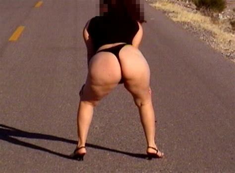 Meona Exhibicionista Porn Pic