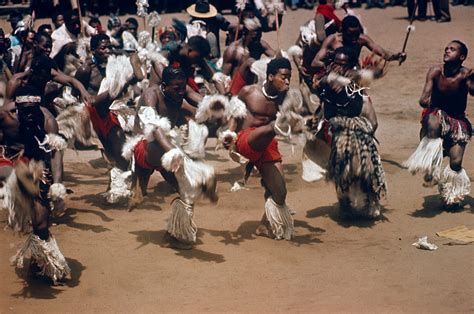 The Zulu Tribe and Dance - Historica