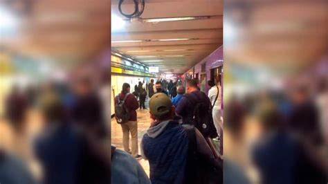 Usuarios del Metro de CDMX reportan humo y retrasos en la línea 3