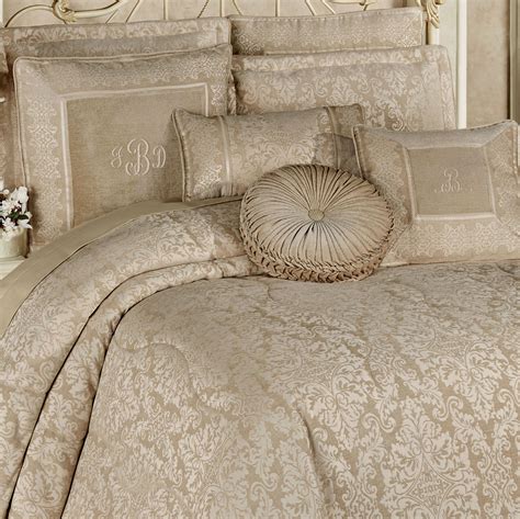 Grandview Champagne Damask Oversized Bedspread Bedding