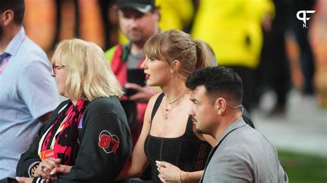 NFL World Praises Taylor Swift for Her Generous Donation to the Family of Parade Victim Lisa ...