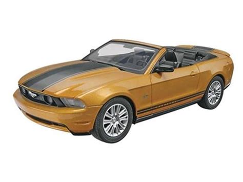 Ford Mustang GT Conversivel 2010 Kit P Montar 1 25