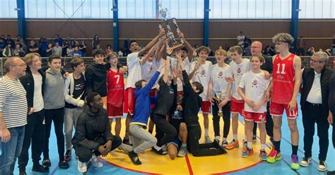 Grigny Tournoi International De Basket Les Joueurs Locaux Simposent