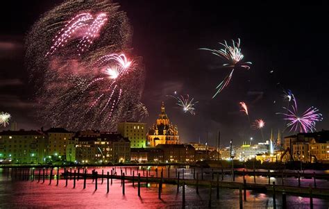 St Petersburg NYE Fireworks New Years Eve 2022