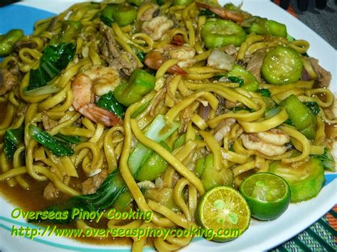 Pansit Miki With Patola