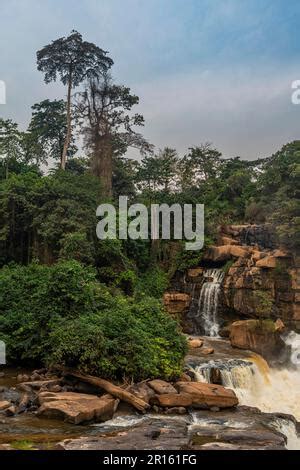 Zongo waterfalls on the Inkisi river, DR Congo Stock Photo - Alamy