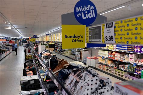 First Look Inside Scotland S Biggest Ever Lidl Store Daily Record