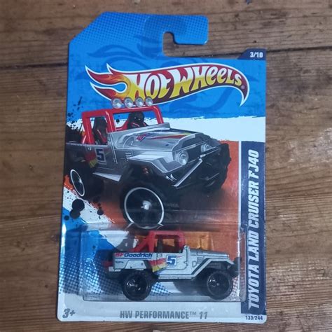 Jual HOT WHEELS TOYOTA LAND CRUISER FJ40 ABU ABU Shopee Indonesia