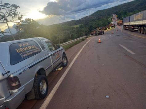 Guarantã do Norte Carreta tomba na Serra do Cachimbo e motorista morre