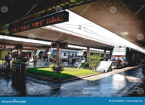 Florence Train Station editorial stock image. Image of waterway - 267069269