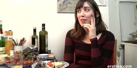 Ersties Hairy Girl Uses A Vibrator On Her Pussy Tnaflix