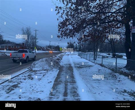 Wintersnowfallsault Ste Marieontariocanada Stock Photo Alamy