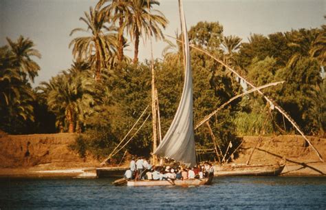 Water Bus – Writing From The Road: Places, People, Politics, Poetry